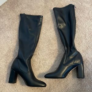 Franco Sarto Black Boot NWT size 7.5.